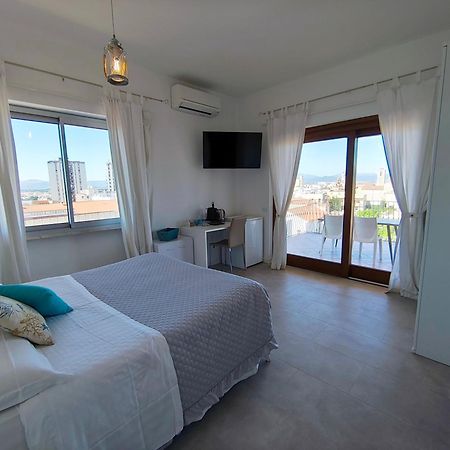 Marysel Rooms Olbia Bagian luar foto